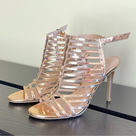 Christian Siriano | Gold Strappy Heels | Size 7.5 - Picture 5 of 9